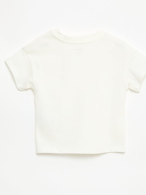 T-shirt manches courtes en jersey coton avec patch poitrine - Kiabi