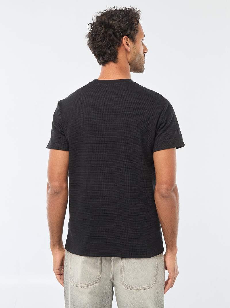 T-shirt manches courtes en maille gaufrée Noir - Kiabi
