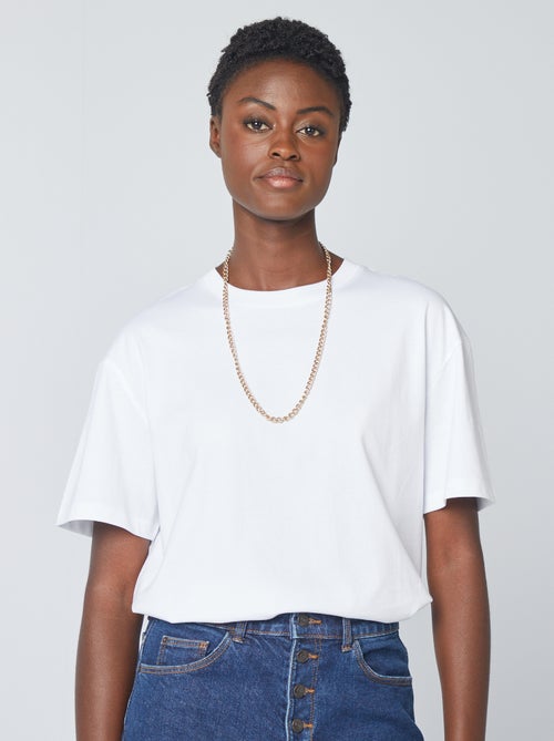 T-shirt oversize con scollo rotondo - Kiabi T-shirt oversize con scollo rotondo - Kiabi