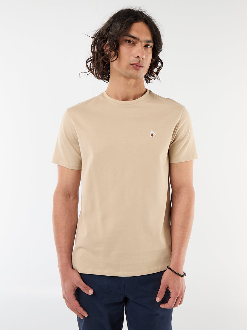 T-shirt uni à manches courtes avec broderie Beige - Kiabi