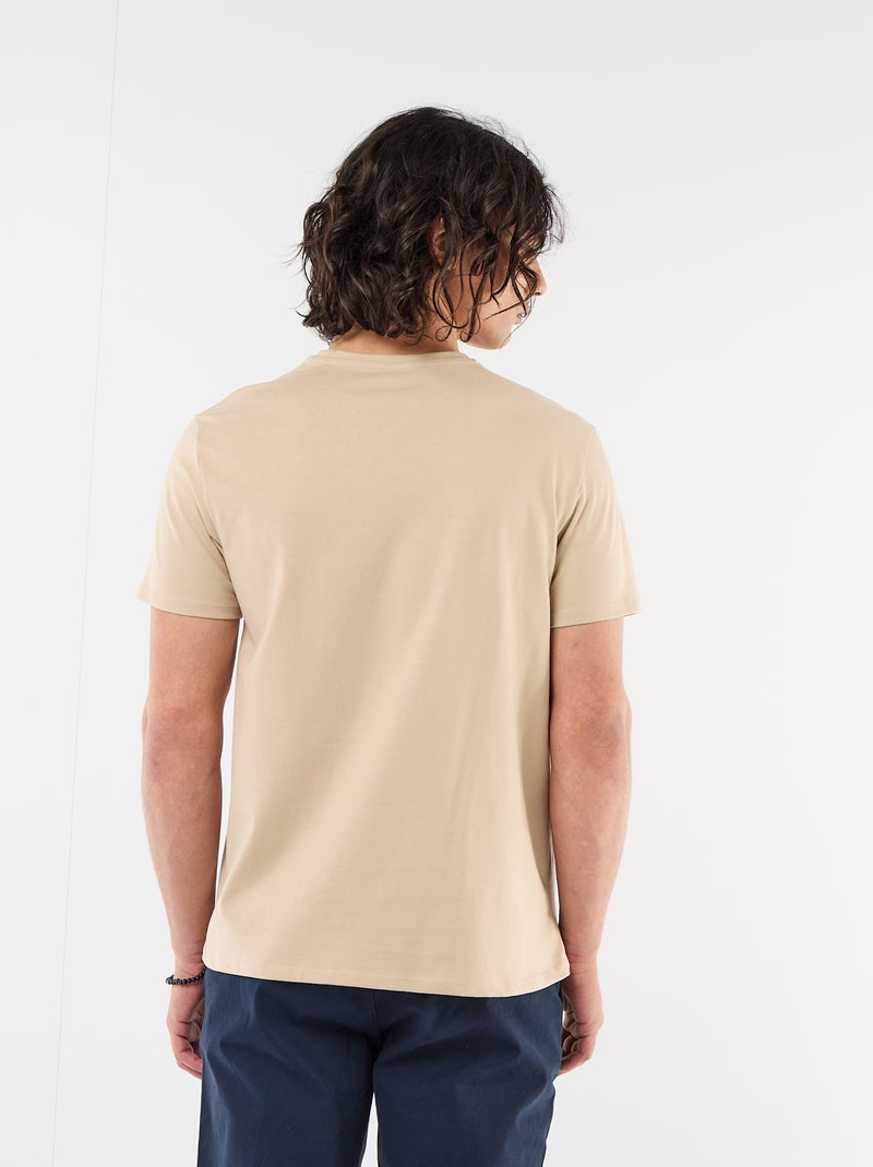 T-shirt uni à manches courtes avec broderie Beige - Kiabi