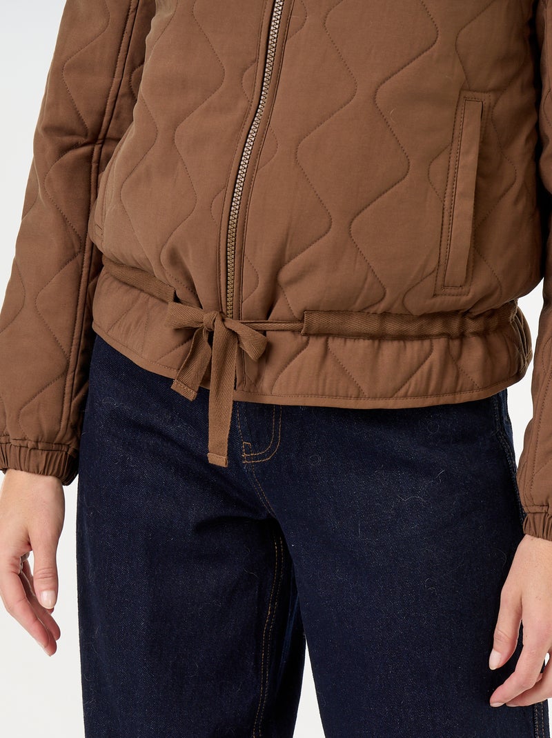 Taillierte Steppjacke Braun - Kiabi