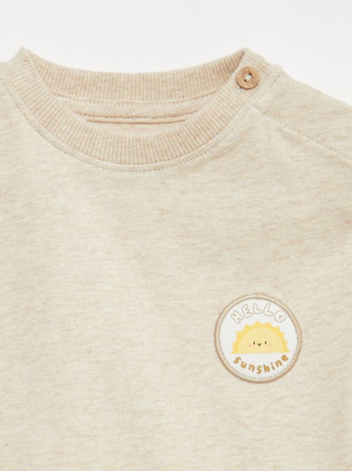 Tee-shirt avec broderie sur poitrine - Kiabi