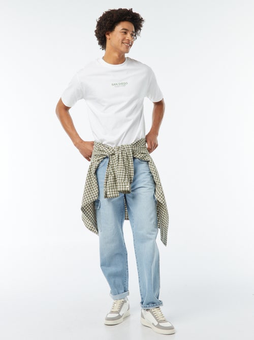 Tee-shirt imprimé poitrine - Kiabi