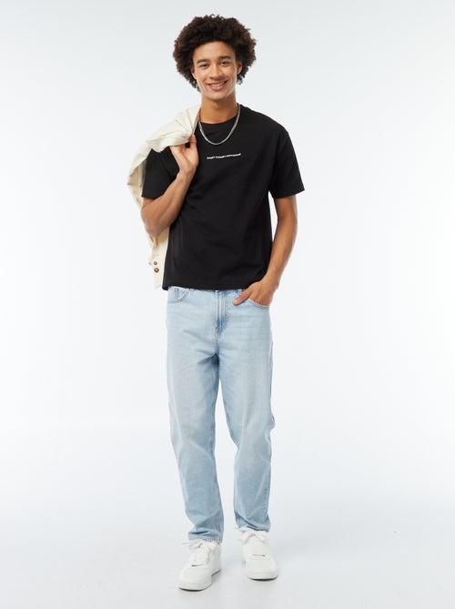 Tee-shirt imprimé poitrine - Kiabi