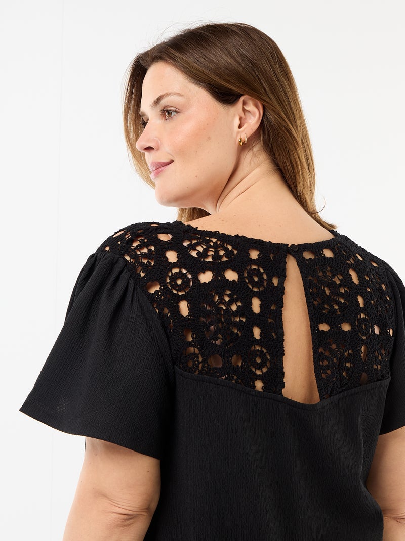 Tee-shirt maille crêpe et macramé Noir - Kiabi