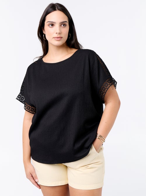 Tee-shirt uni avec broderie et macramé aux manches - Kiabi