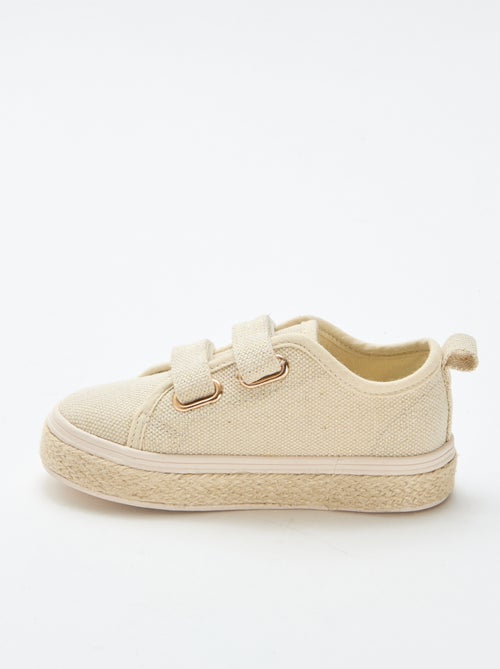 Tiefe Canvas-Sneakers mit Bastsohle - Kiabi Tiefe Canvas-Sneakers mit Bastsohle - Kiabi