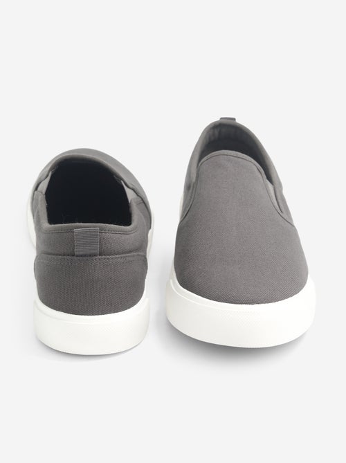 Tiefe Slip-on Sneakers - Kiabi