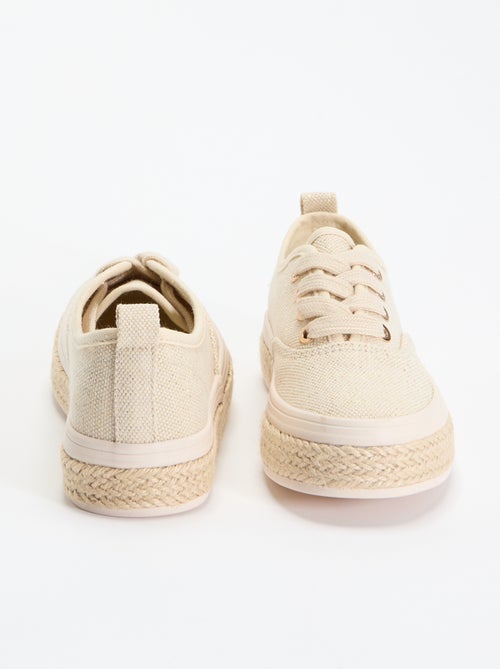 Tiefe Sneakers mit Bastsohle - Kiabi Tiefe Sneakers mit Bastsohle - Kiabi
