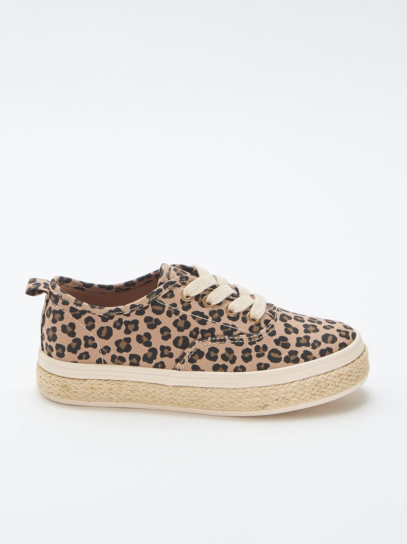 Tiefe Sneakers mit Kordelsohle Braun - Kiabi