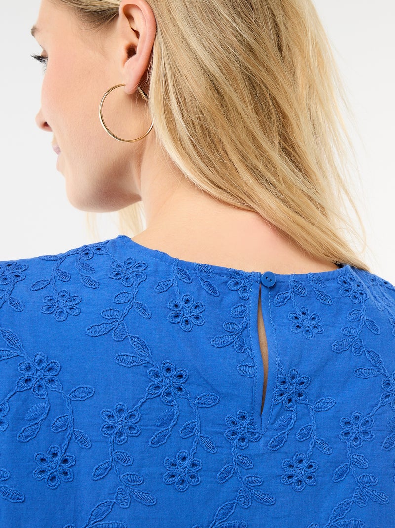 Top maniche corte in cotone tinta unita con ricami sangallo Blu - Kiabi