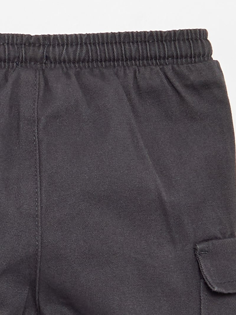 Twill jogger trousers with flap pockets Black - Kiabi