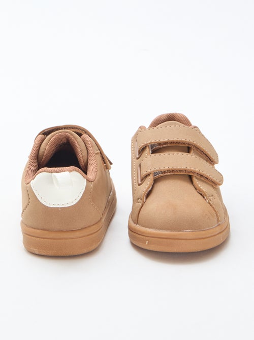 Two-Tone Suede-Effect Low-Top Sneakers with Hook-and-Loop Fastening - Kiabi