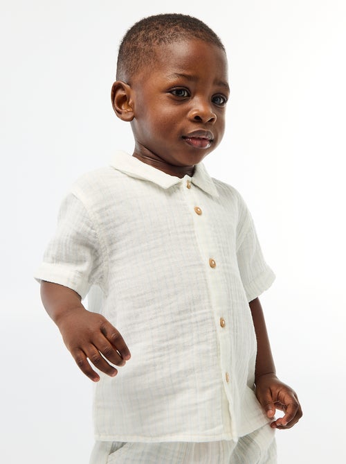 Un completo due pezzi camicia + pantaloncino - Kiabi