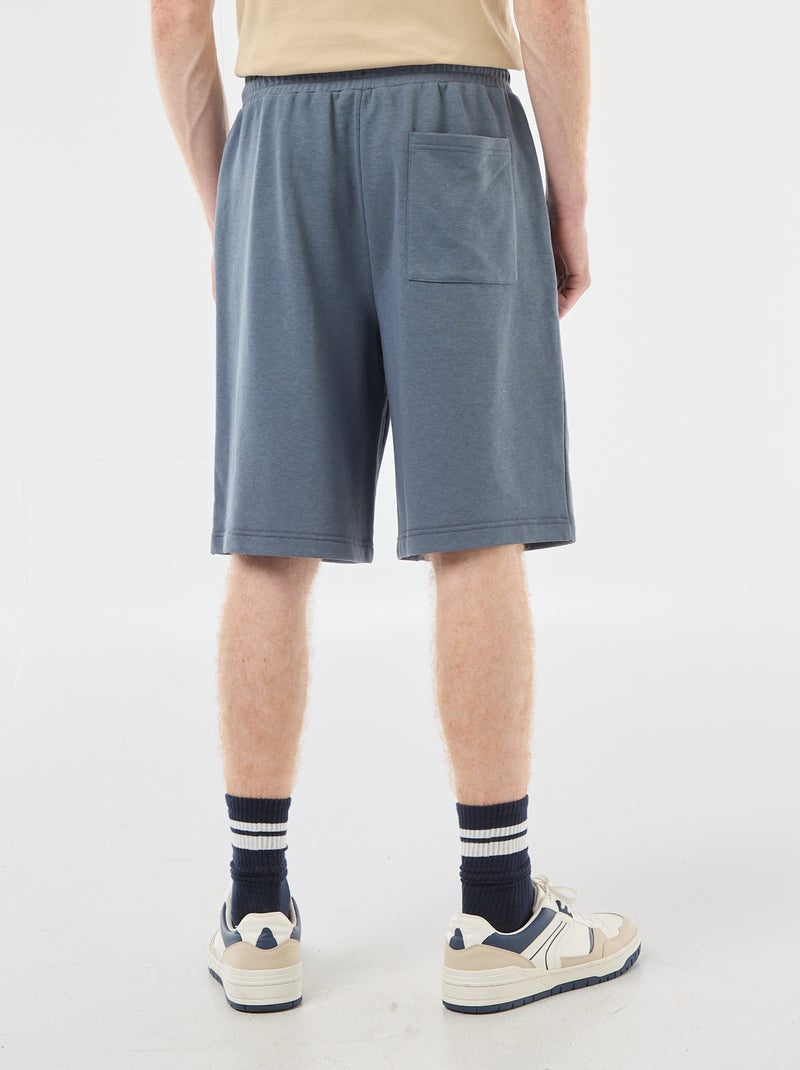 Unifarbenes Baumwoll-Short mit Patch Grau - Kiabi