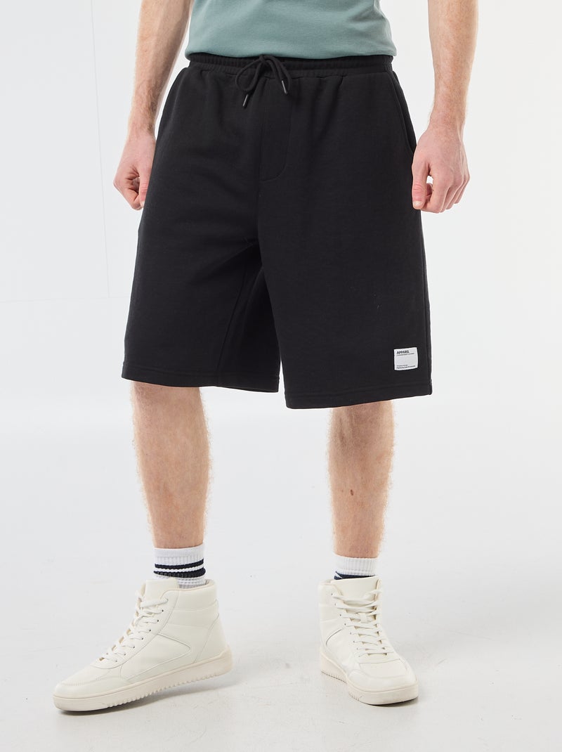 Unifarbenes Baumwoll-Short mit Patch Schwarz - Kiabi