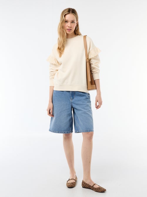 Unifarbenes Sweatshirt mit Lochstickerei-Volants an den Ärmeln - Kiabi