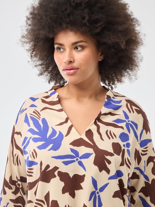 V-Neck Blouse with Allover Print - Kiabi