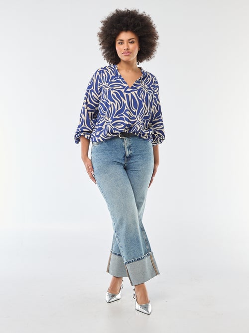 V-Neck Blouse with Allover Print - Kiabi