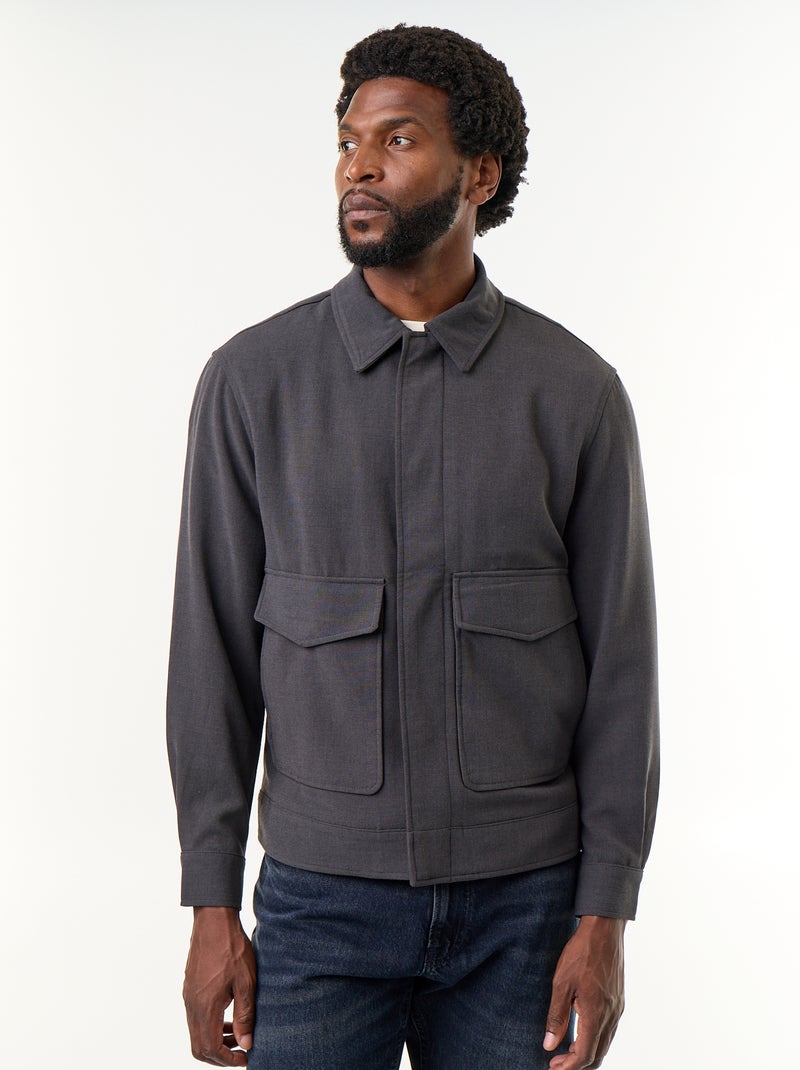 Veste boutonnée uni avec poches plaquées Gris - Kiabi