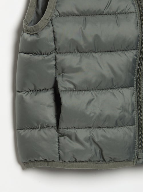 Veste matelassée unie sans manches - Kiabi Veste matelassée unie sans manches - Kiabi