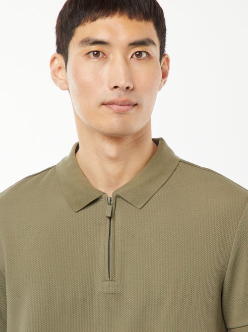 Waffle-knit polo shirt with zip-up neckline - Kiabi