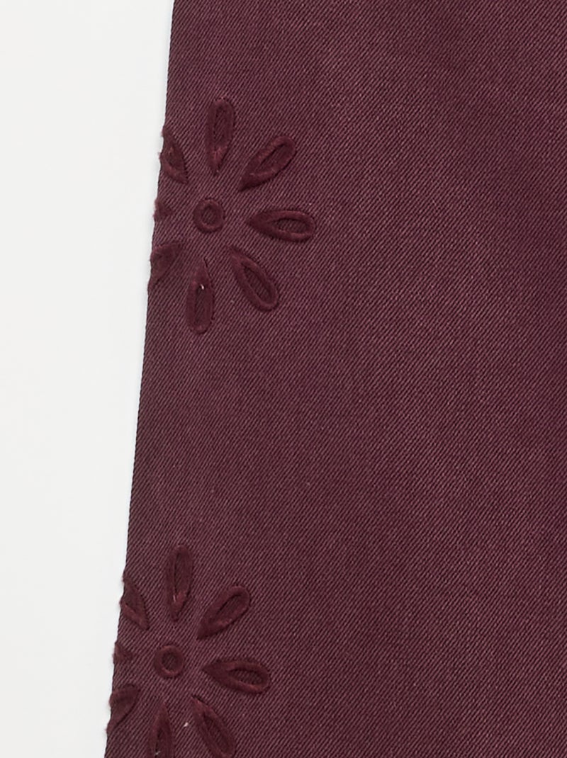 Weite Hose mit Blumenstickereien Lila - Kiabi