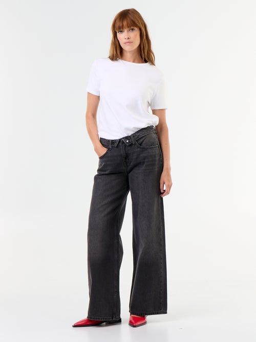Weite Jeans mit Ziergürtel - Kiabi