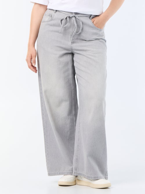 Weite Jeanshose mit Bindegürtel - Kiabi