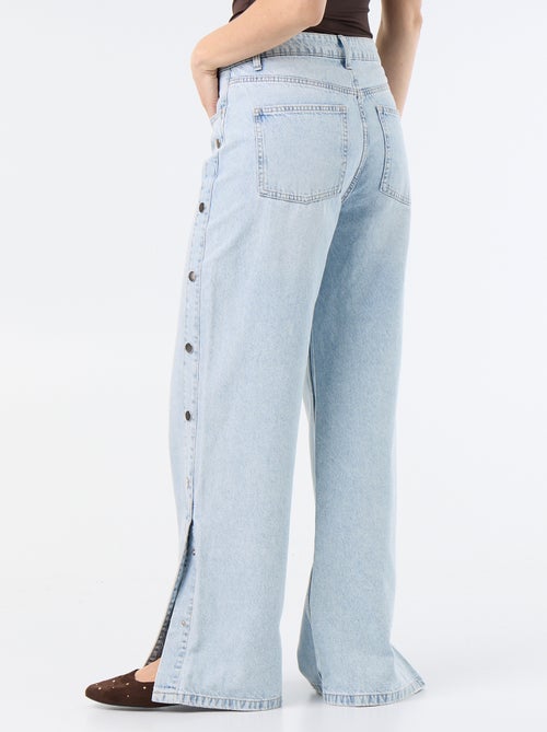 Wide leg jeans with faux snaps on the sides - Kiabi