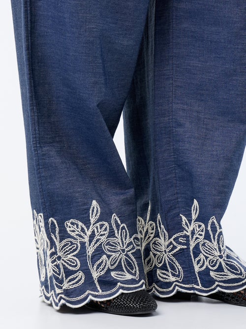 Wide-leg pants with embroidered details - Kiabi Wide-leg pants with embroidered details - Kiabi