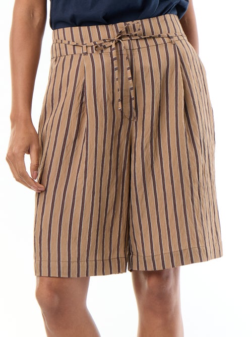 Wide-leg striped high-waisted Bermuda shorts - Kiabi
